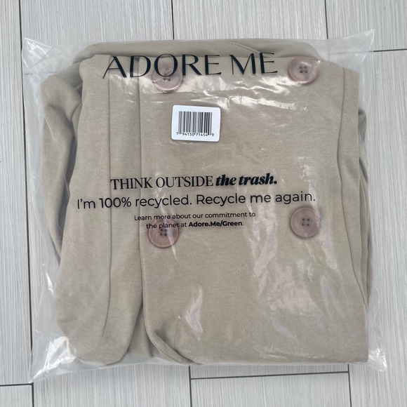 Adore Me Oversized Blazer Beige Color Size Medium Brand New. - Picture 5 of 7